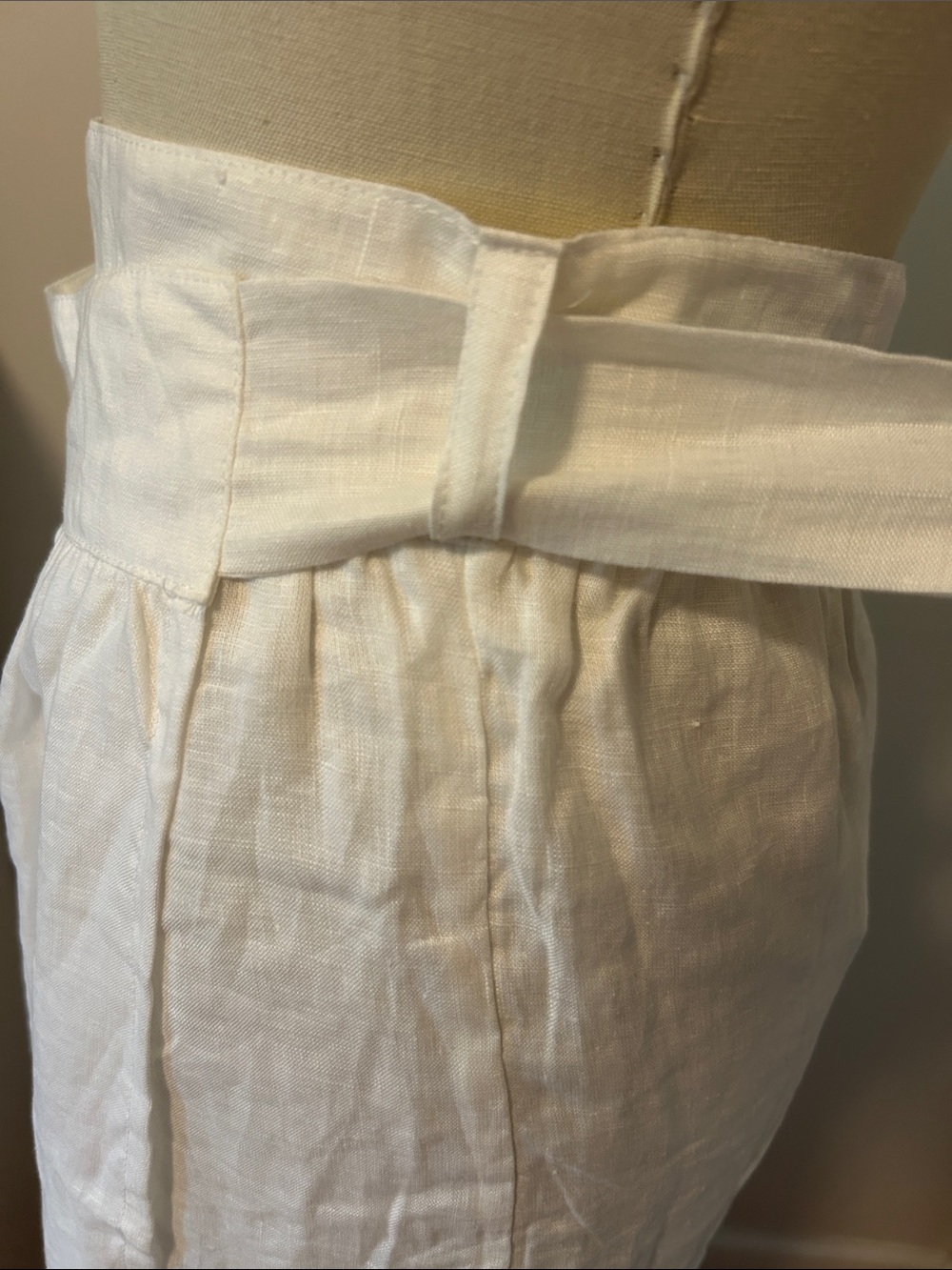 Faithfull the Brand White Tiered Linen Wrap Skirt with Waist Tie - Picture 3 of 7
